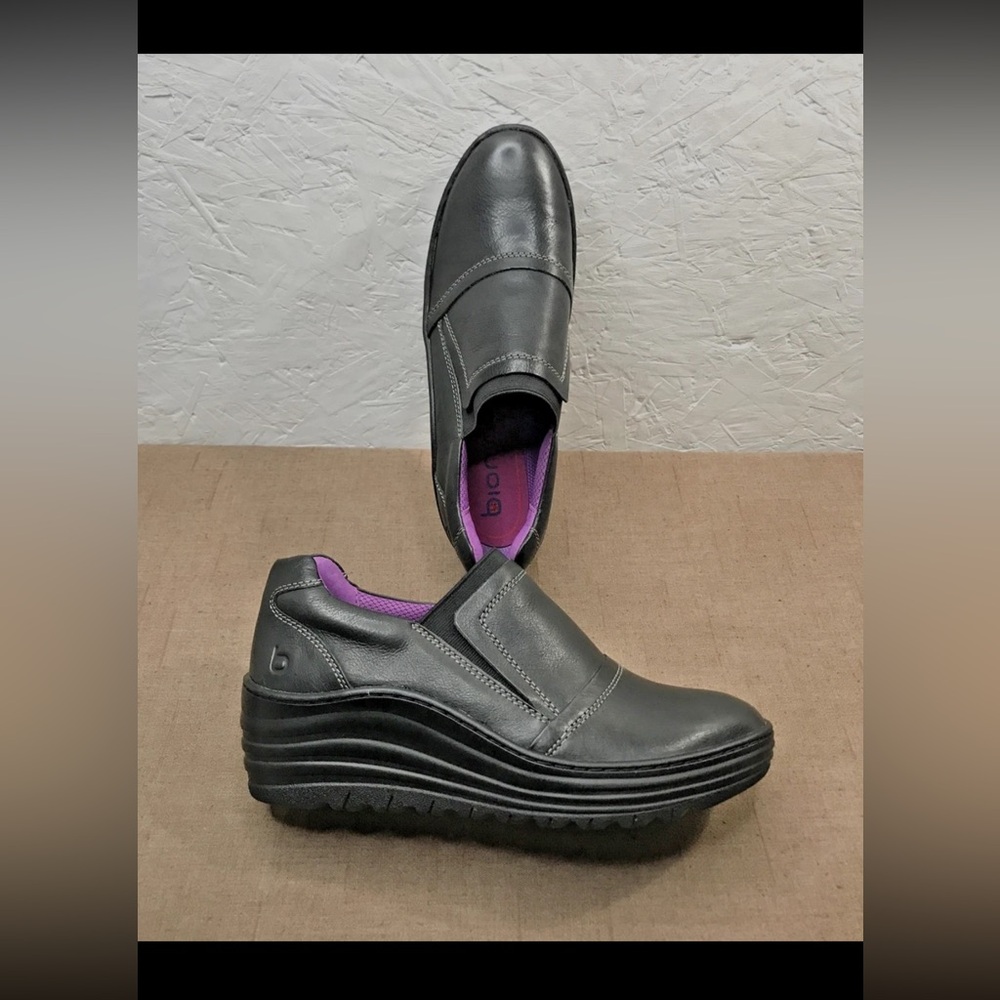 Excellent Bionica Grinnell Women's Slip-On Platform Shoes Black Leather Size 10M